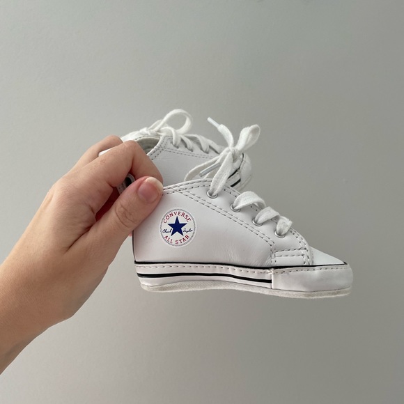 converse crib trainers